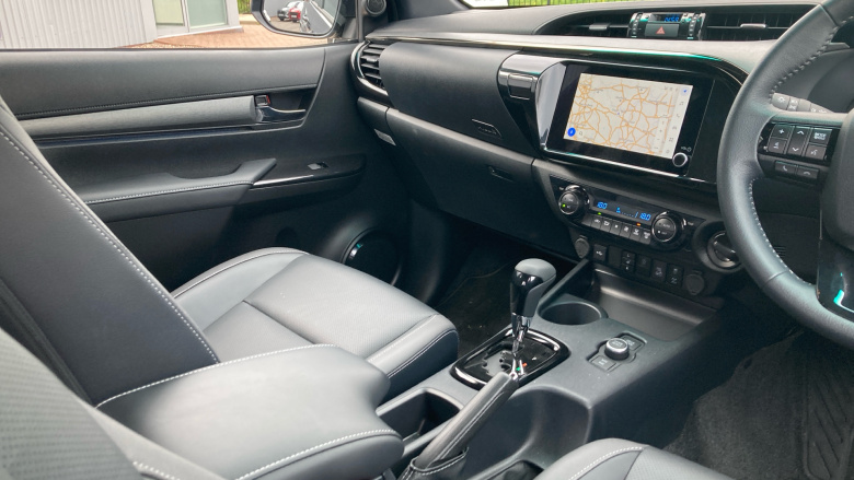 Toyota Hilux Diesel Invincible X D/Cab Pick Up 2.8 Hybrid 48V Auto